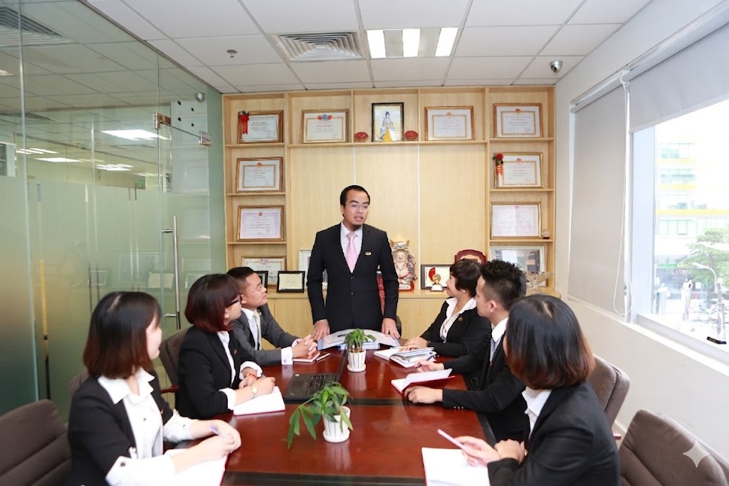 Chuyển nhượng Vốn & Bán Cổ phần